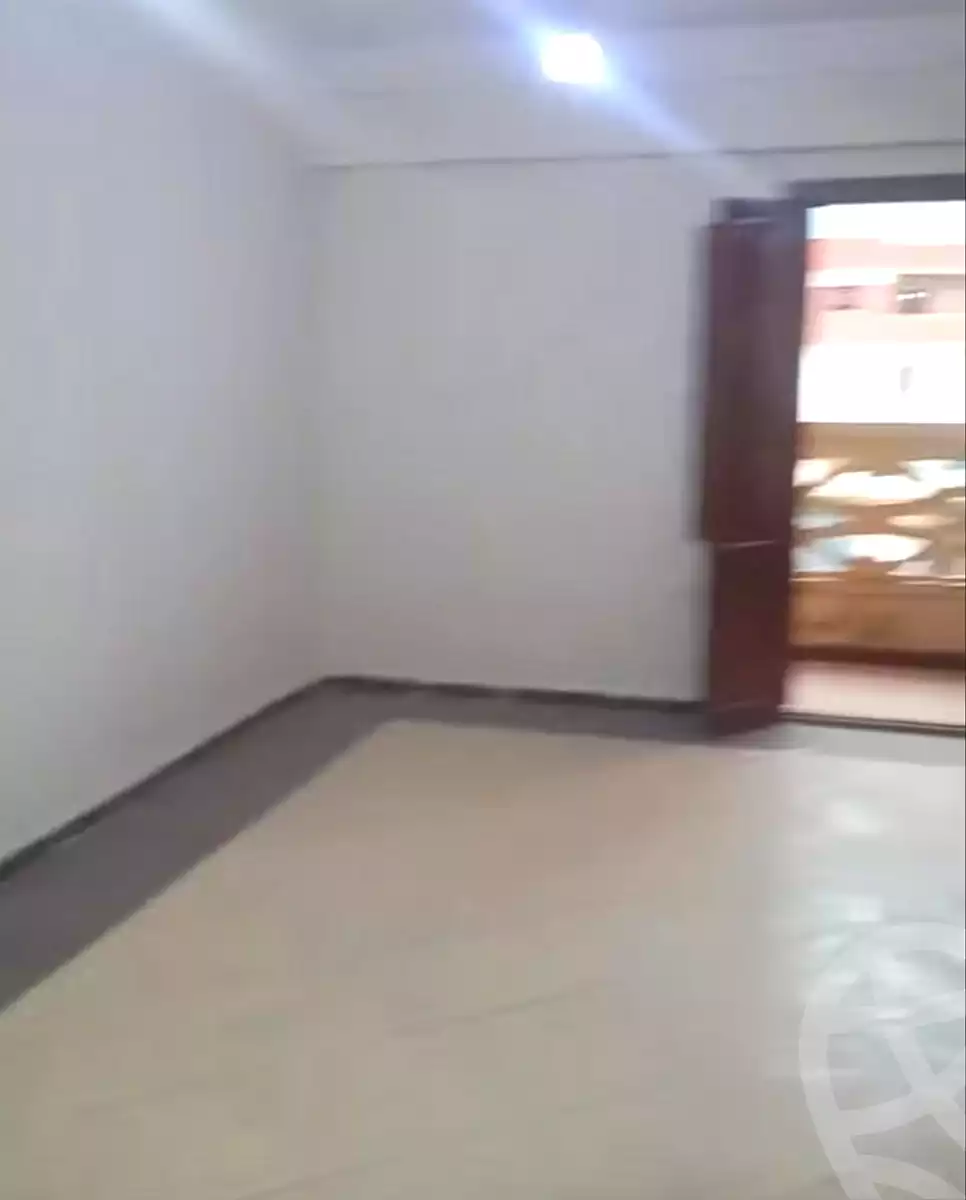 https://aqarmap.com.eg/en/listing/7051996-for-rent-alexandria-new-miami