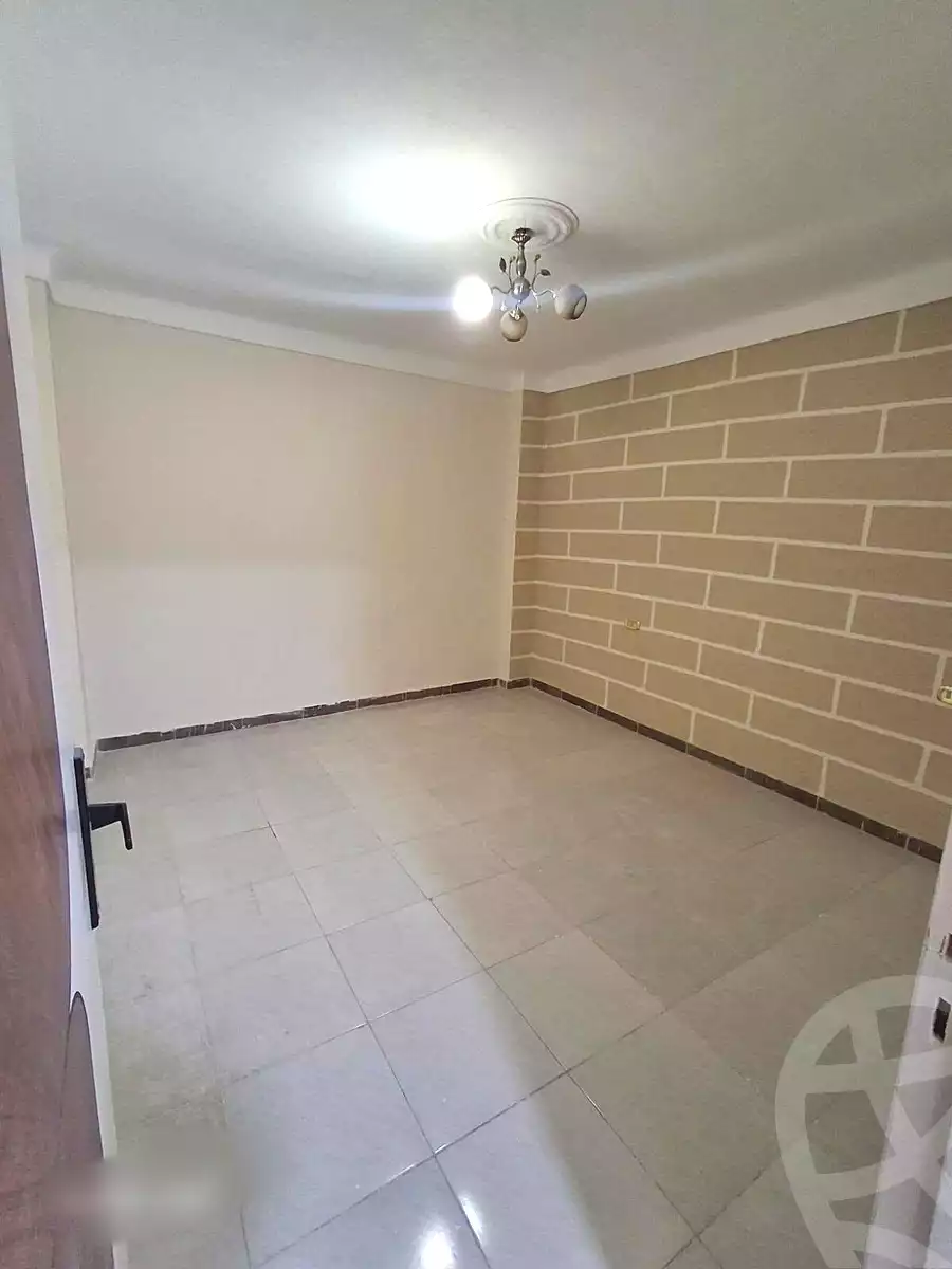 https://aqarmap.com.eg/ar/listing/7052095-for-sale-alexandria-lsywf-el-falki