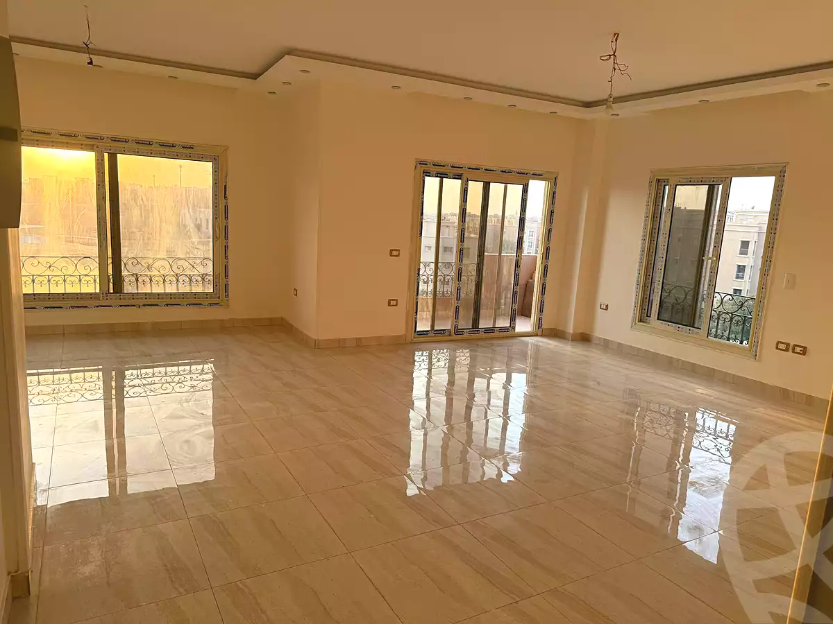 https://aqarmap.com.eg/ar/listing/7052576-for-rent-cairo-new-cairo-compounds-el-mostashareen-compound