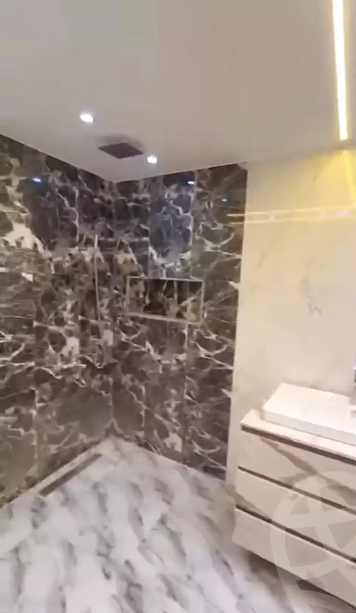 https://aqarmap.com.eg/ar/listing/7052605-for-sale-cairo-nozha-2-el-khamseen-st