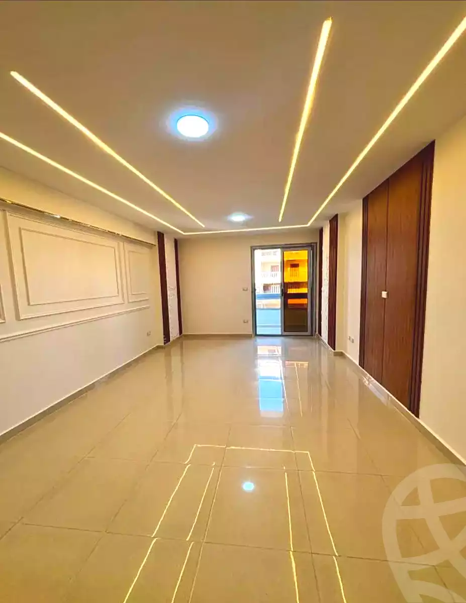 https://aqarmap.com.eg/ar/listing/7052652-for-sale-alexandria-miami-iskandar-ibrahim-st