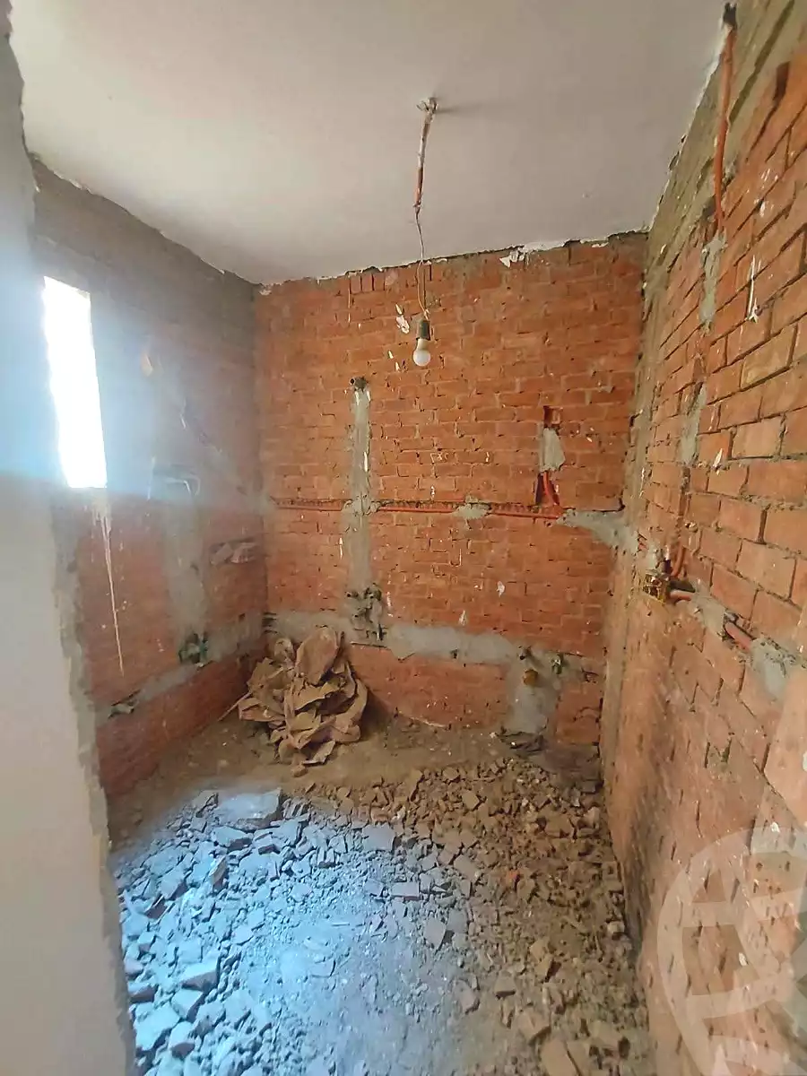 https://aqarmap.com.eg/ar/listing/7052823-for-sale-cairo-helwan-helwan-el-sharkeya-el-maraghi-st