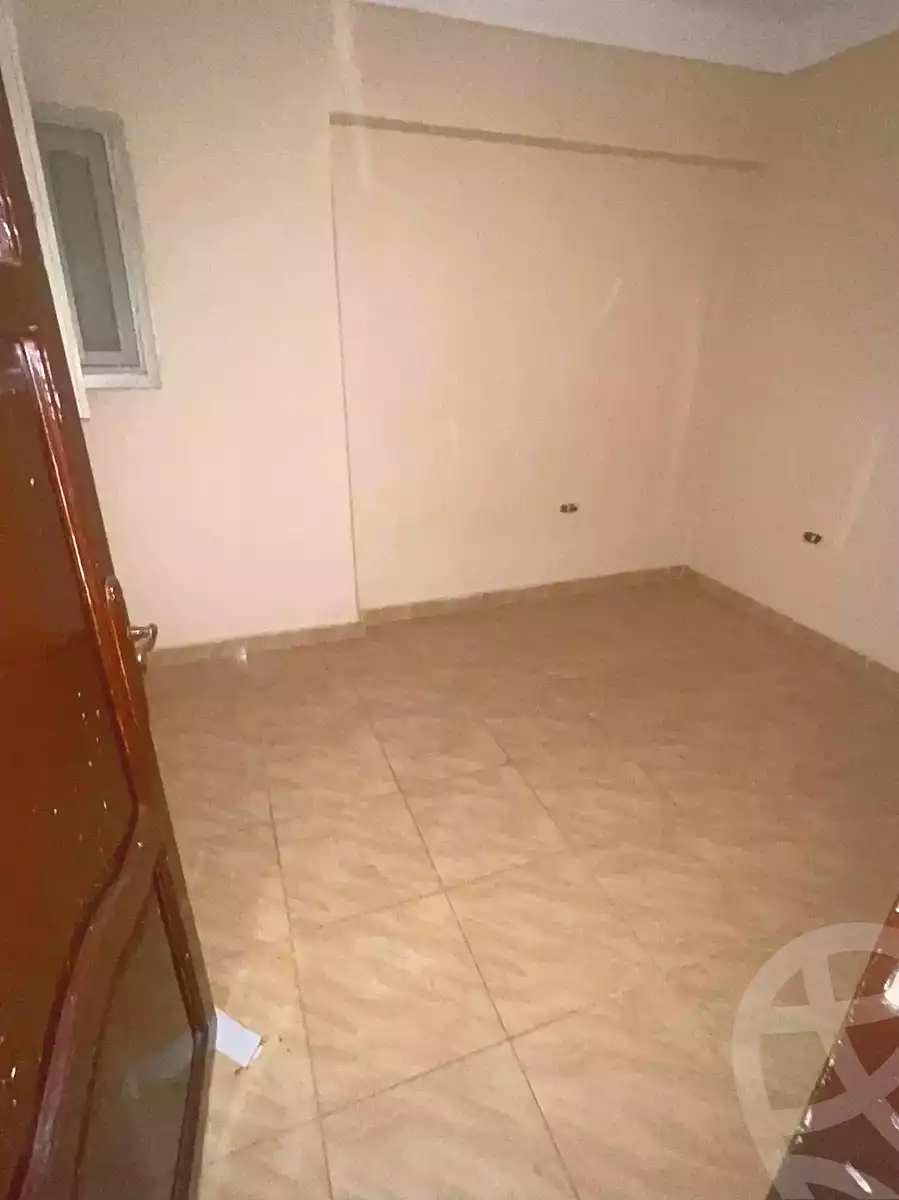 https://aqarmap.com.eg/ar/listing/7052819-for-sale-alexandria-lsywf-el-seyouf-qebly-el-salam-st