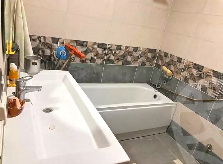 https://aqarmap.com.eg/ar/listing/7053056-for-sale-cairo-nozha-2-el-khamseen-st