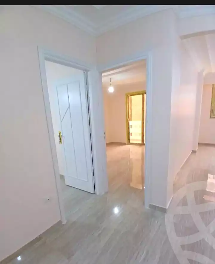 https://aqarmap.com.eg/ar/listing/7053063-for-sale-alexandria-miami-shr-jml-bd-lnsr
