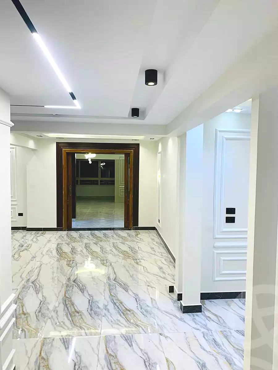 https://aqarmap.com.eg/ar/listing/7053102-for-sale-cairo-el-mohandesen-shareaa-el-hegaz