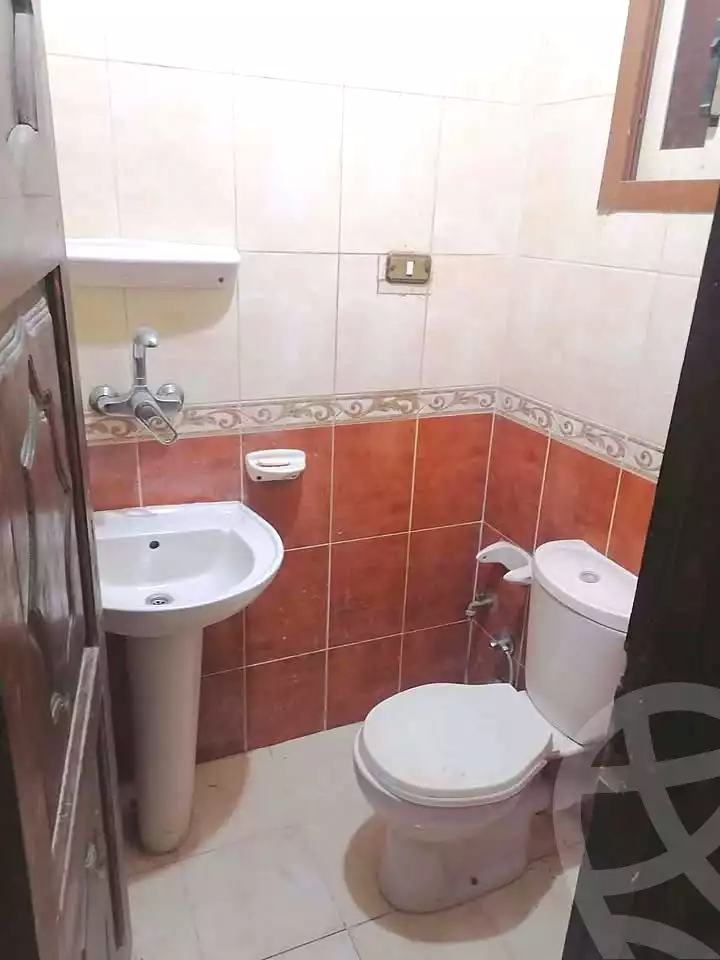 https://aqarmap.com.eg/ar/listing/7053590-for-sale-alexandria-al-agamy-el-hanouvel-abo-zaid-st