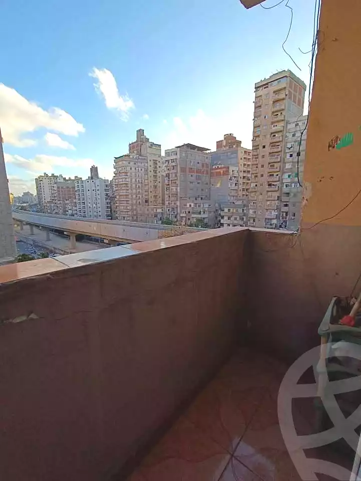 https://aqarmap.com.eg/en/listing/7053594-for-sale-alexandria-sydy-bshr