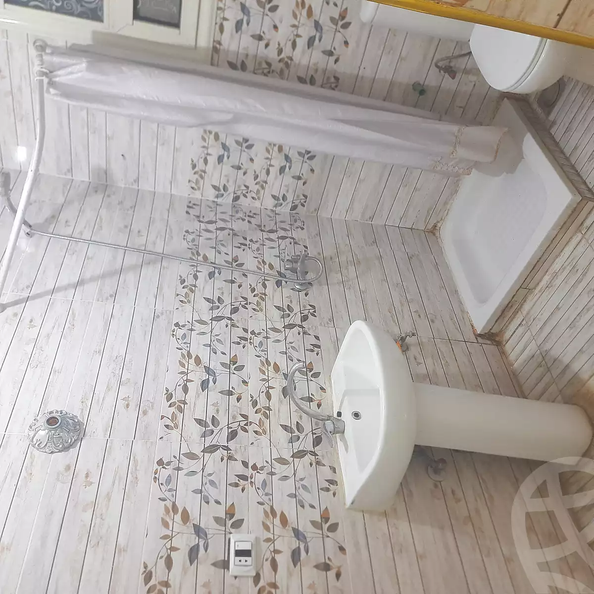 https://aqarmap.com.eg/ar/listing/7053627-for-sale-qalyubia-shubra-el-khaima-el-shareaa-el-gadid-st