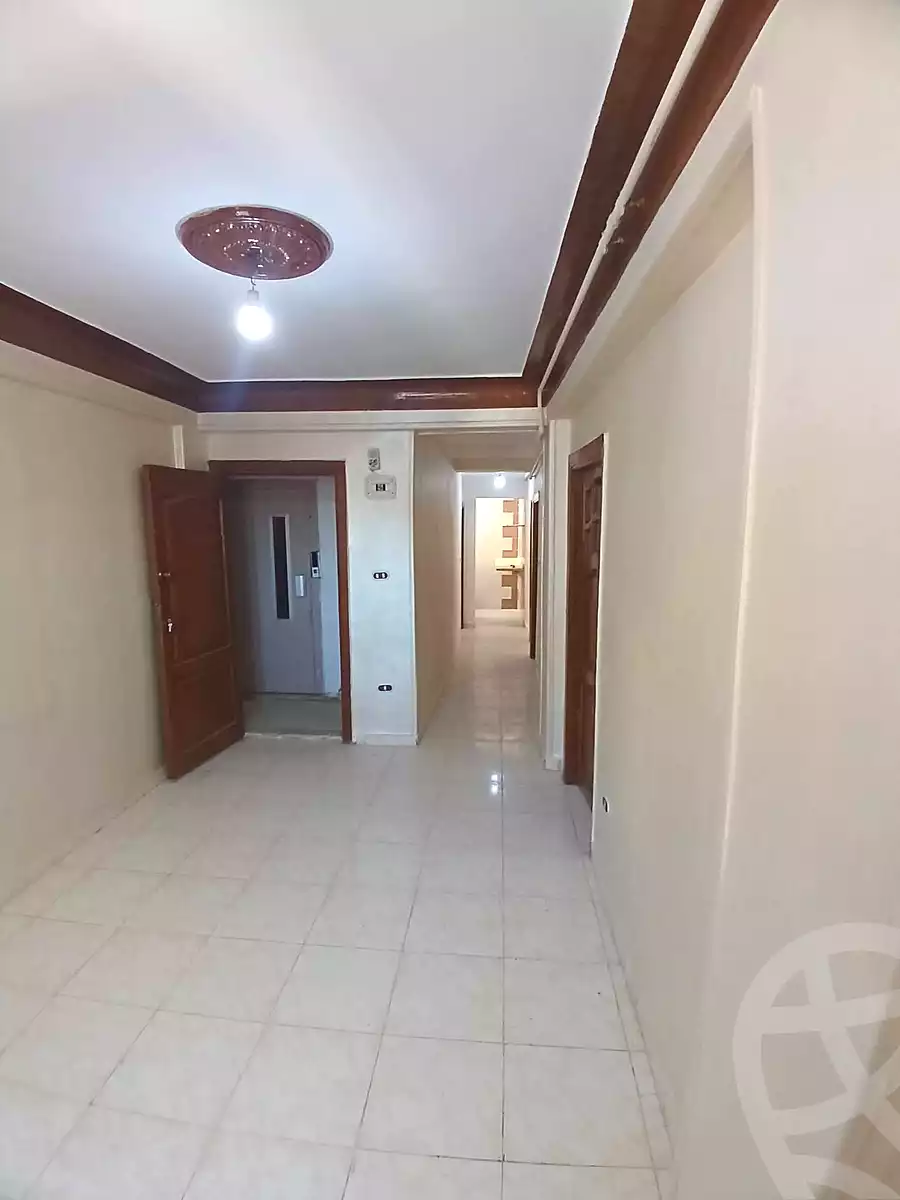 https://aqarmap.com.eg/ar/listing/7053647-for-sale-alexandria-lsywf-el-falki
