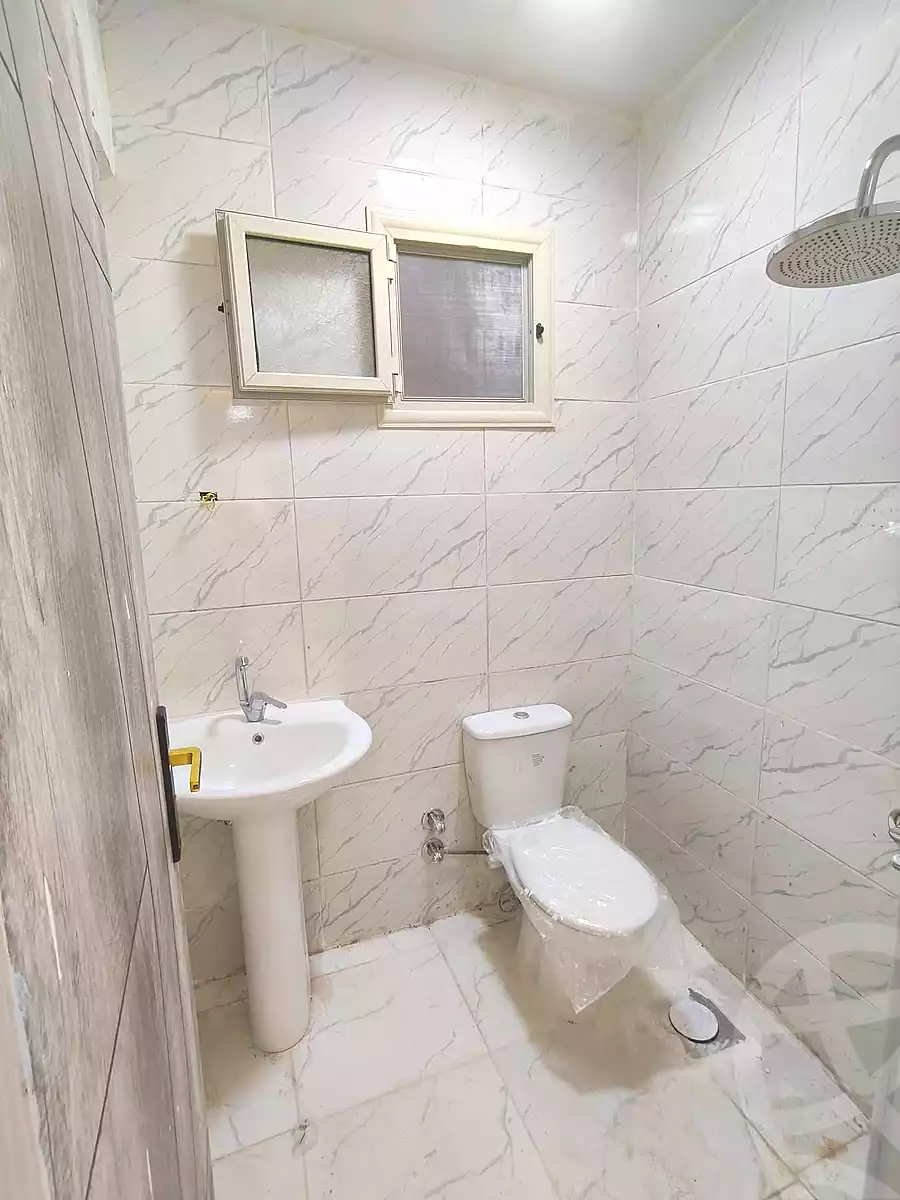 https://aqarmap.com.eg/ar/listing/7053651-for-sale-alexandria-sydy-bshr-shr-mlk-hfny