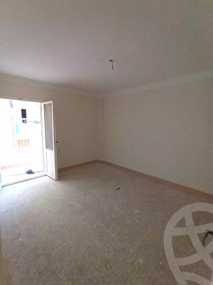 https://aqarmap.com.eg/ar/listing/7053856-for-sale-alexandria-al-agamy-el-hanouvel-el-zahraa-city-st
