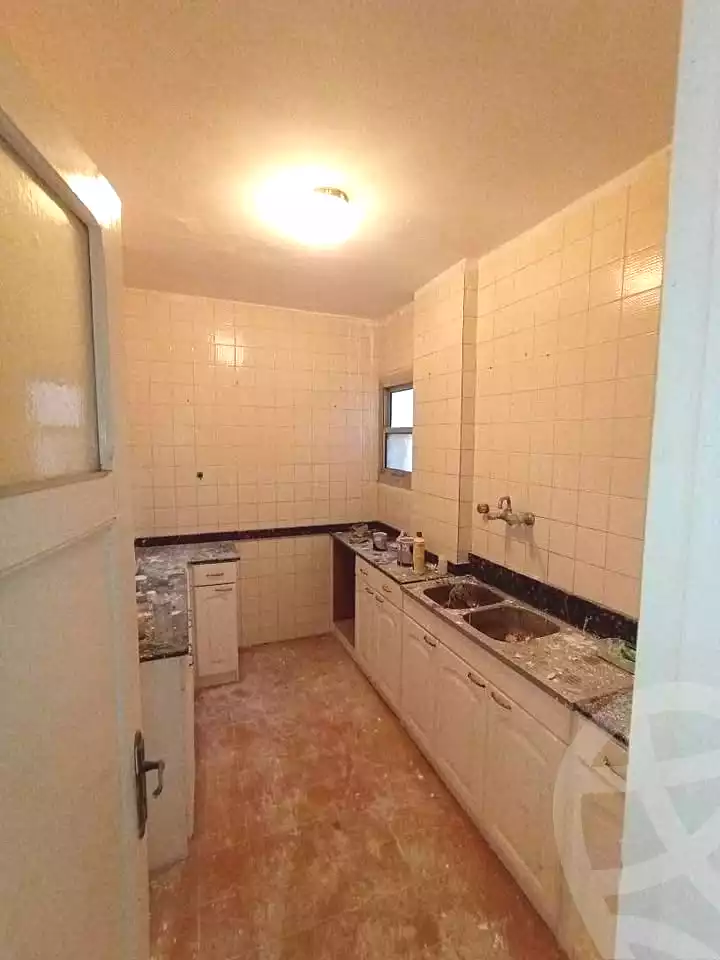 https://aqarmap.com.eg/ar/listing/7053856-for-sale-alexandria-al-agamy-el-hanouvel-el-zahraa-city-st