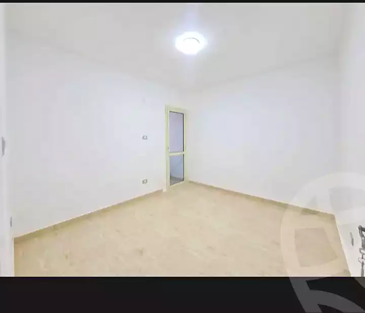 https://aqarmap.com.eg/ar/listing/7053910-for-sale-alexandria-miami-shr-jml-bd-lnsr