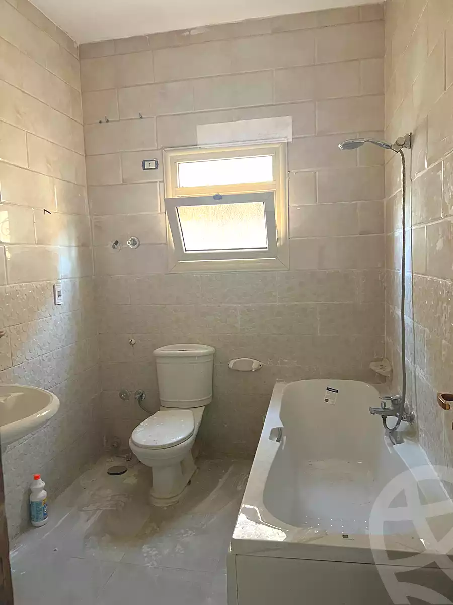 https://aqarmap.com.eg/ar/listing/7054061-for-rent-cairo-new-cairo-el-ahyaa-third-neighborhood-no-45