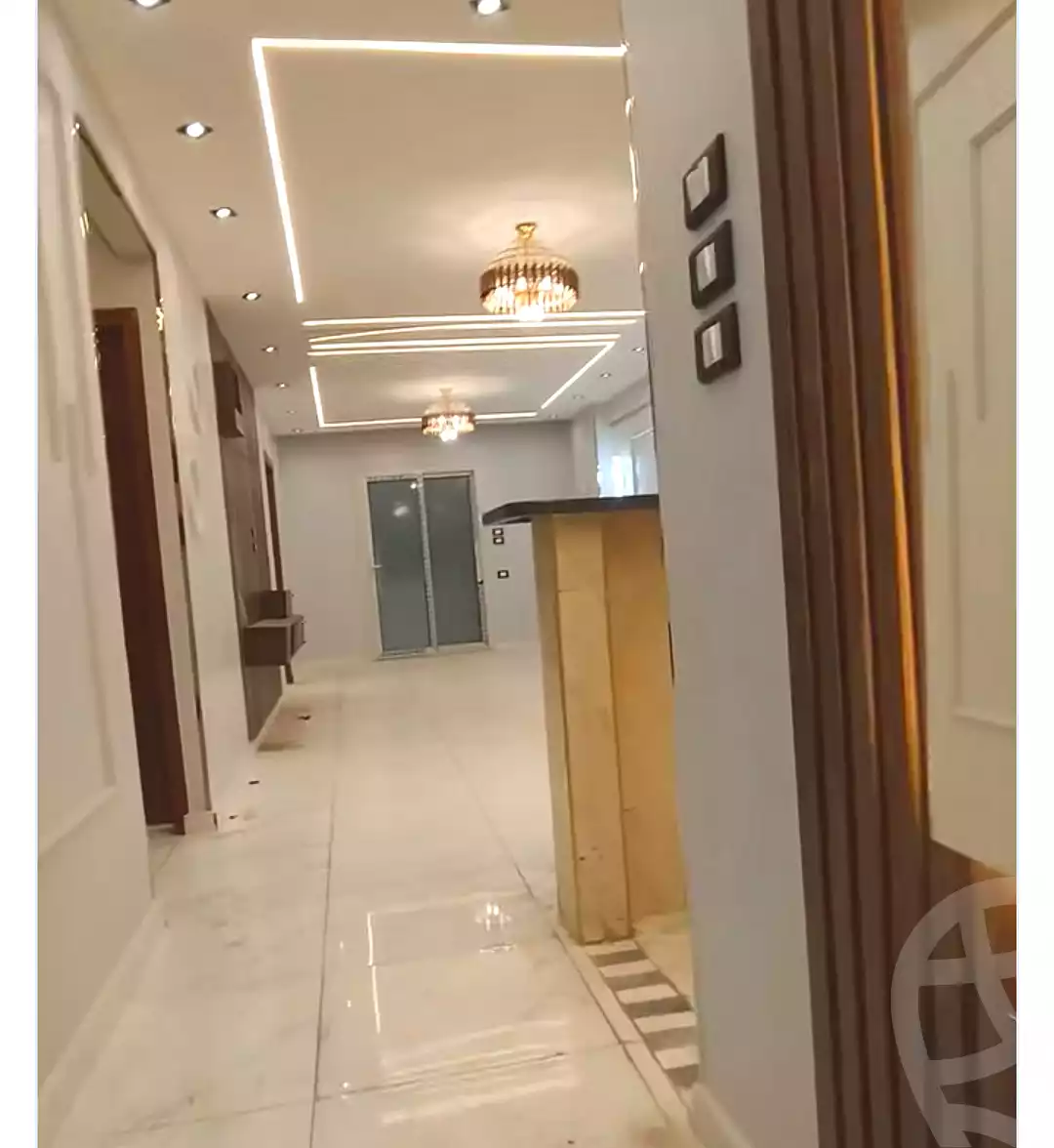 https://aqarmap.com.eg/ar/listing/7054546-for-sale-cairo-elnozha-Streettt-27