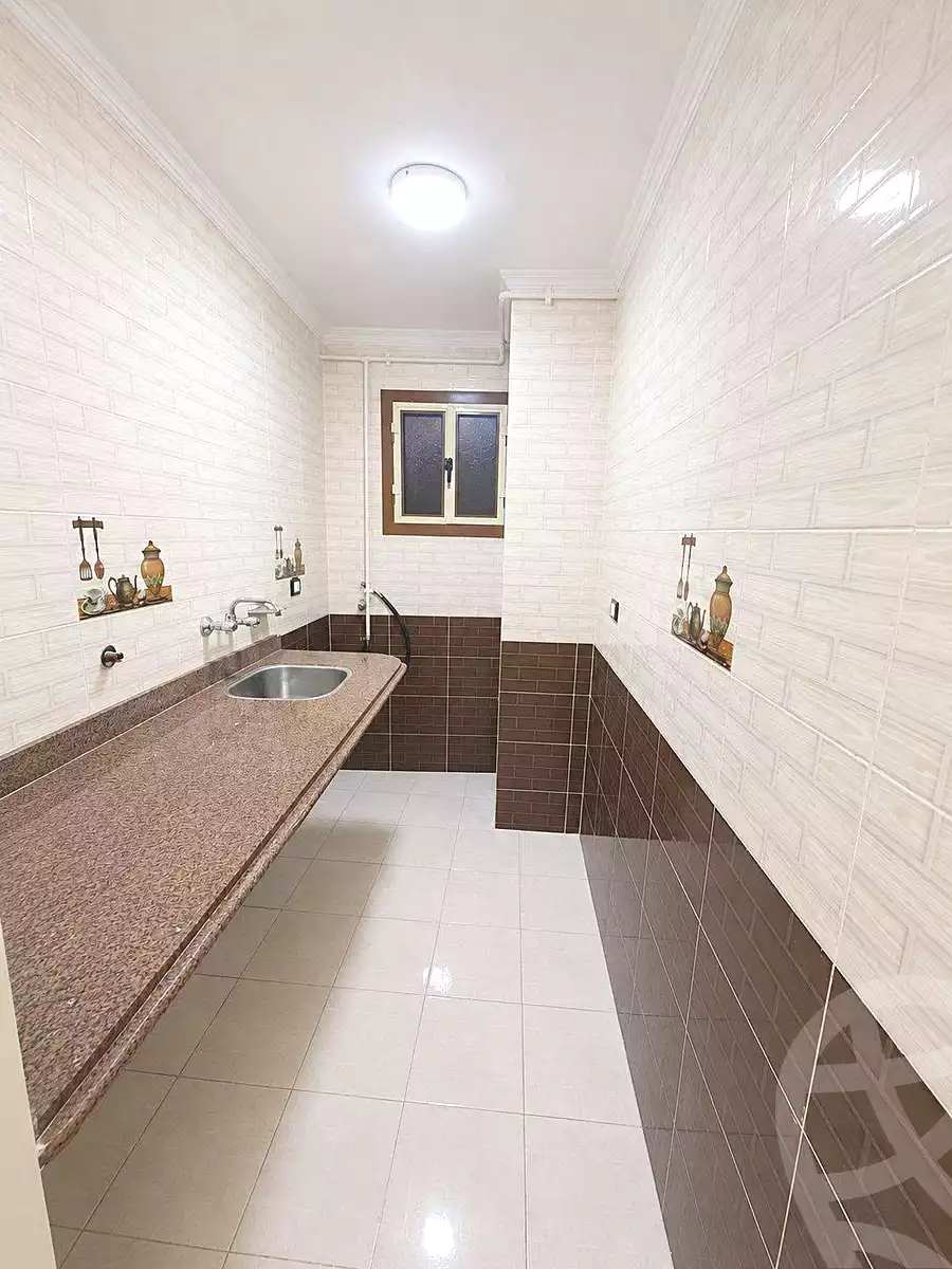 https://aqarmap.com.eg/en/listing/7054669-for-sale-alexandria-lsywf-el-falki
