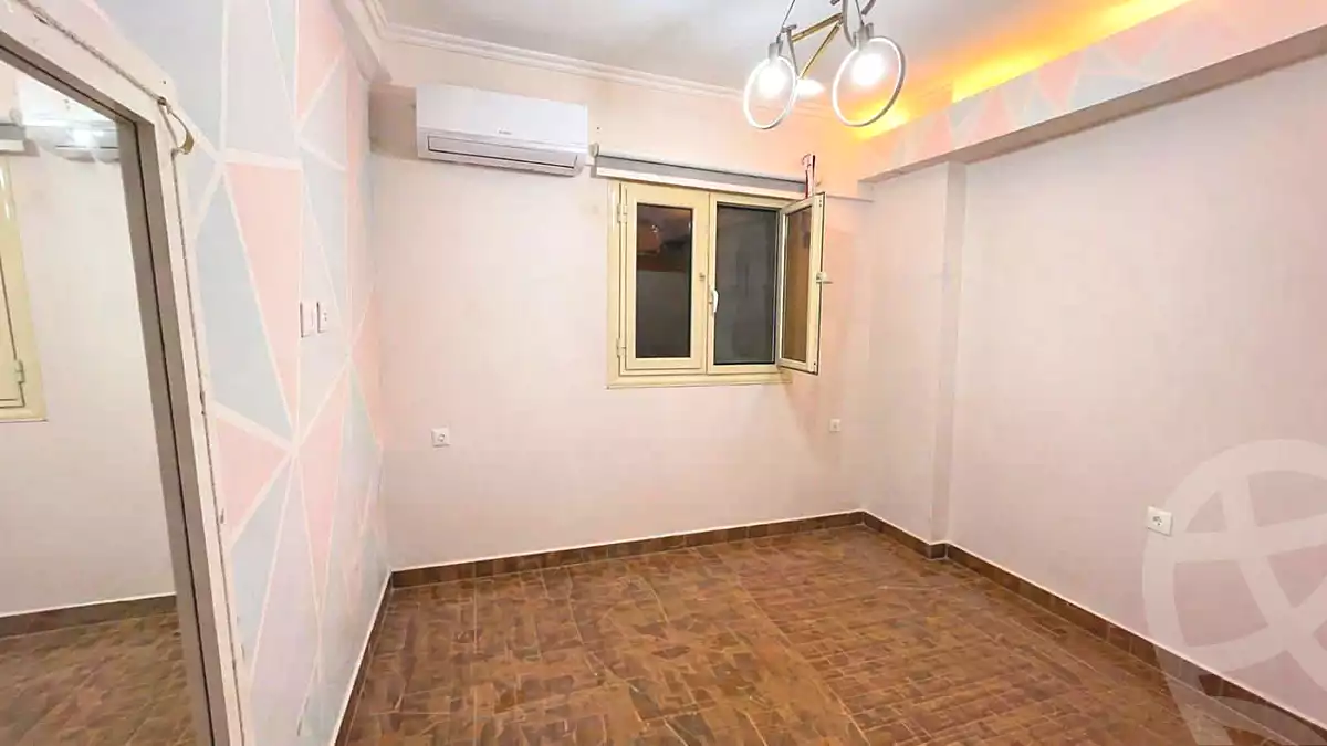 https://aqarmap.com.eg/ar/listing/7055072-for-sale-alexandria-moharram-bey