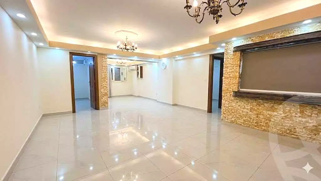 https://aqarmap.com.eg/ar/listing/7055072-for-sale-alexandria-moharram-bey