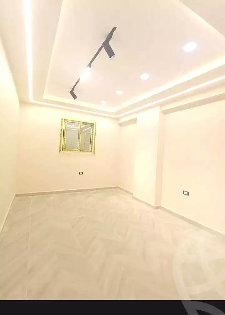 https://aqarmap.com.eg/ar/listing/7055295-for-sale-alexandria-al-agamy-el-hanouvel