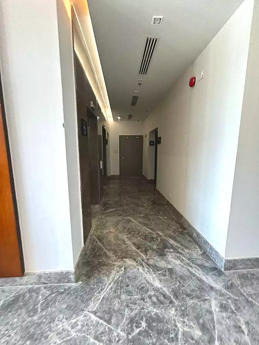 https://aqarmap.com.eg/ar/listing/7055670-for-sale-cairo-new-cairo-compounds-district-5-the-plateau-district-5