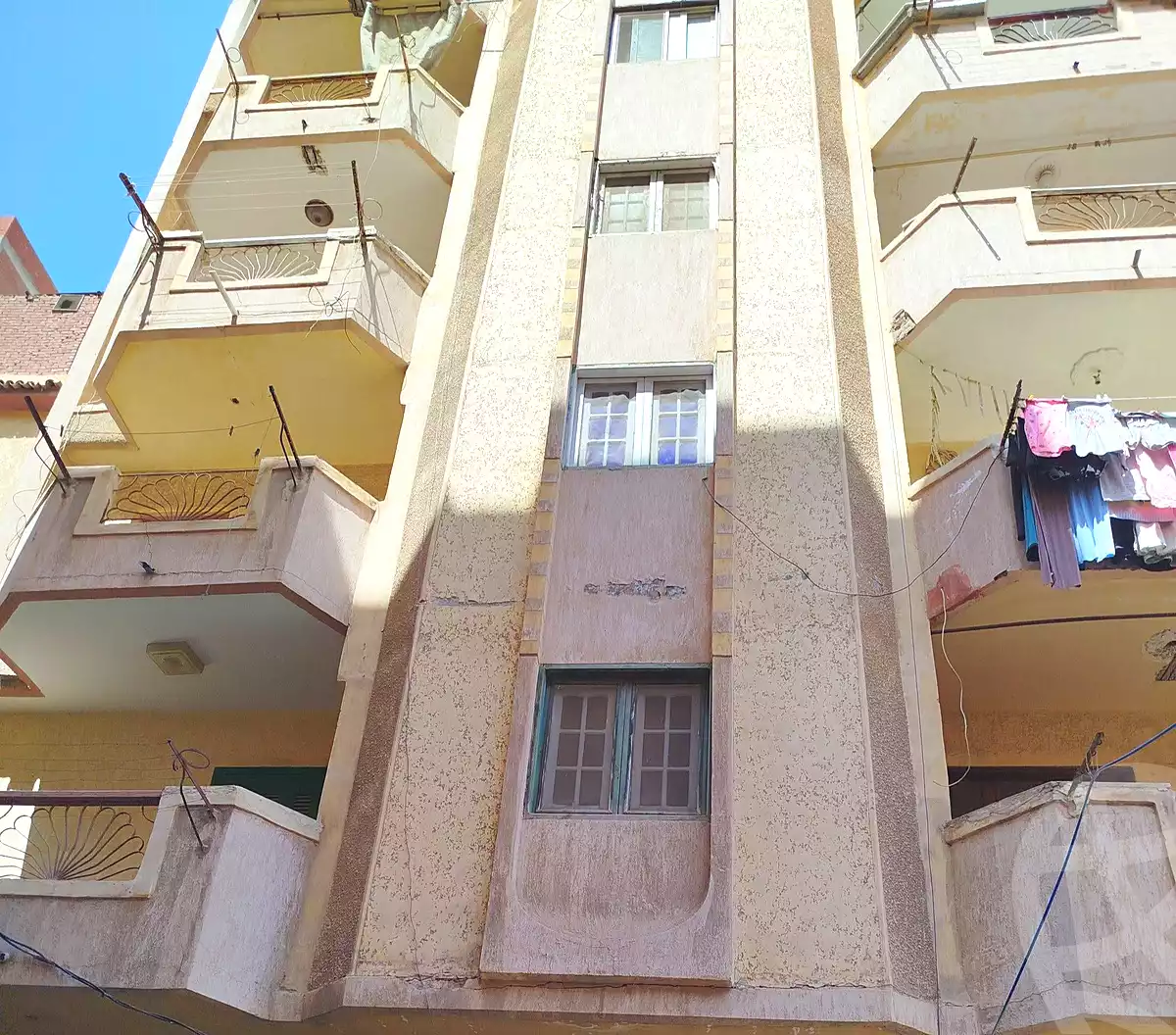 https://aqarmap.com.eg/ar/listing/7055678-for-sale-alexandria-al-agamy-el-hanouvel-al-haded-we-al-soulb-st
