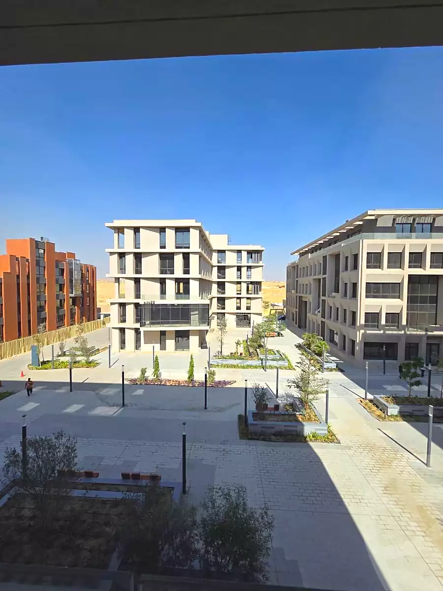 https://aqarmap.com.eg/ar/listing/7055694-for-sale-cairo-new-cairo-compounds-district-5-the-plateau-district-5