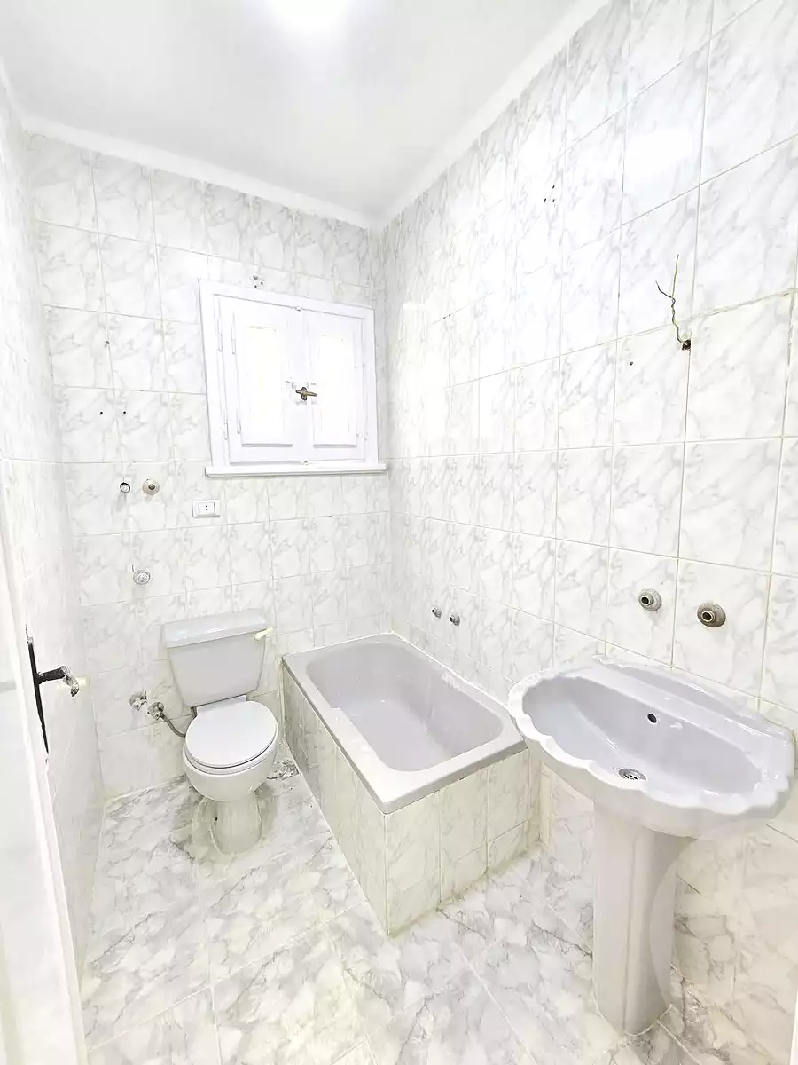 https://aqarmap.com.eg/ar/listing/7055738-for-sale-alexandria-al-agamy