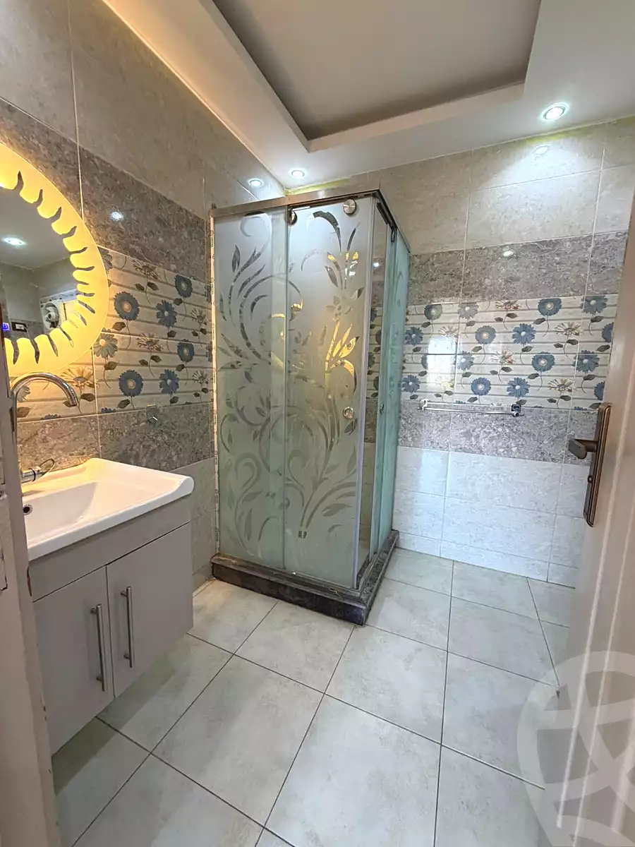 https://aqarmap.com.eg/en/listing/7055804-for-rent-cairo-new-cairo-compounds-the-square