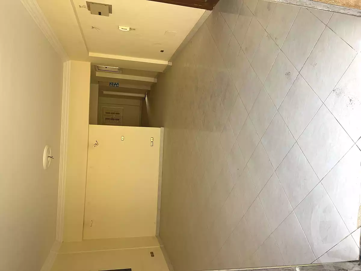 https://aqarmap.com.eg/ar/listing/7055909-for-sale-cairo-new-cairo-ganob-el-akadamiya-south-academy-b-taha-hussein-st