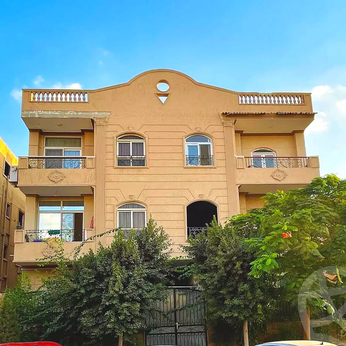 https://aqarmap.com.eg/ar/listing/7056004-for-sale-cairo-new-cairo-el-banafsg-el-banafsag-9-ibrahim-saafan-st