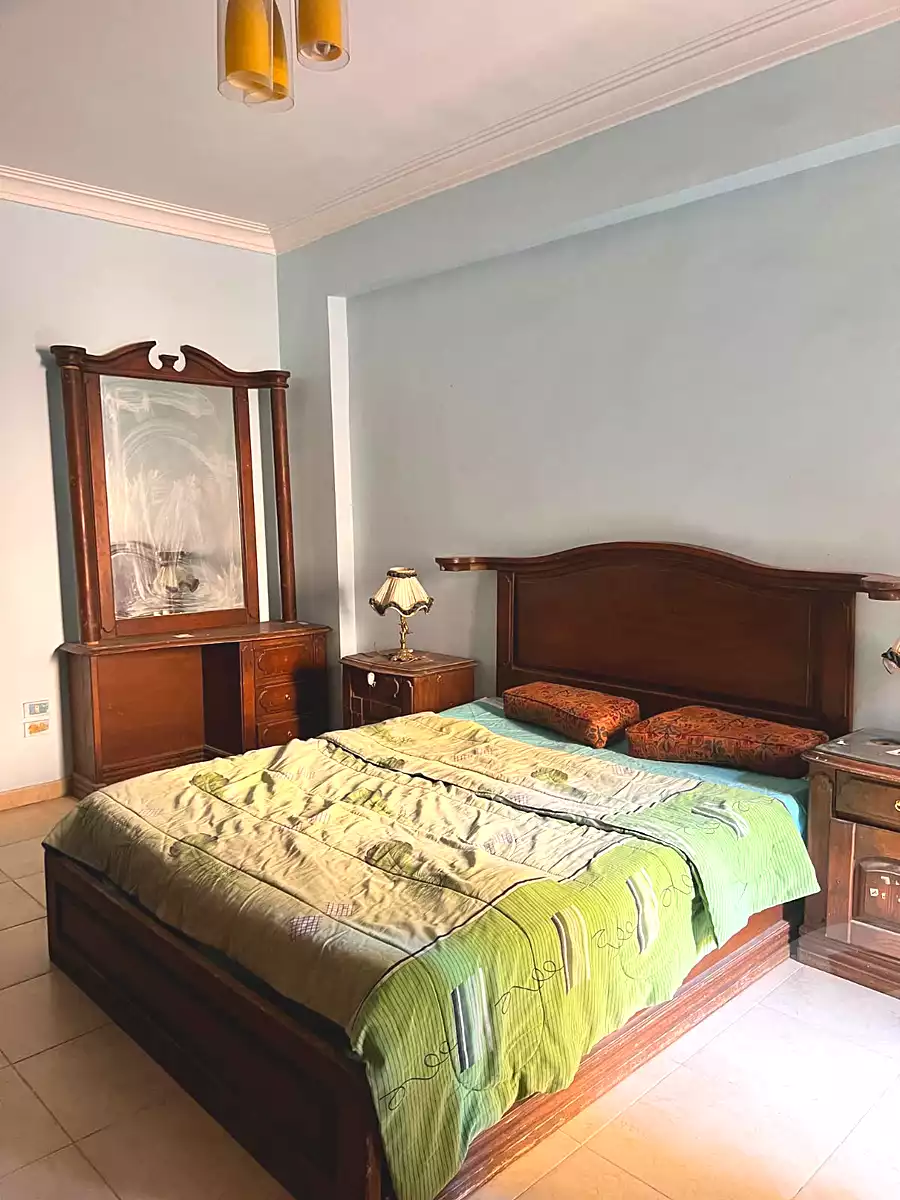 https://aqarmap.com.eg/ar/listing/7056035-for-rent-cairo-new-cairo-south-investors-zizinia-st