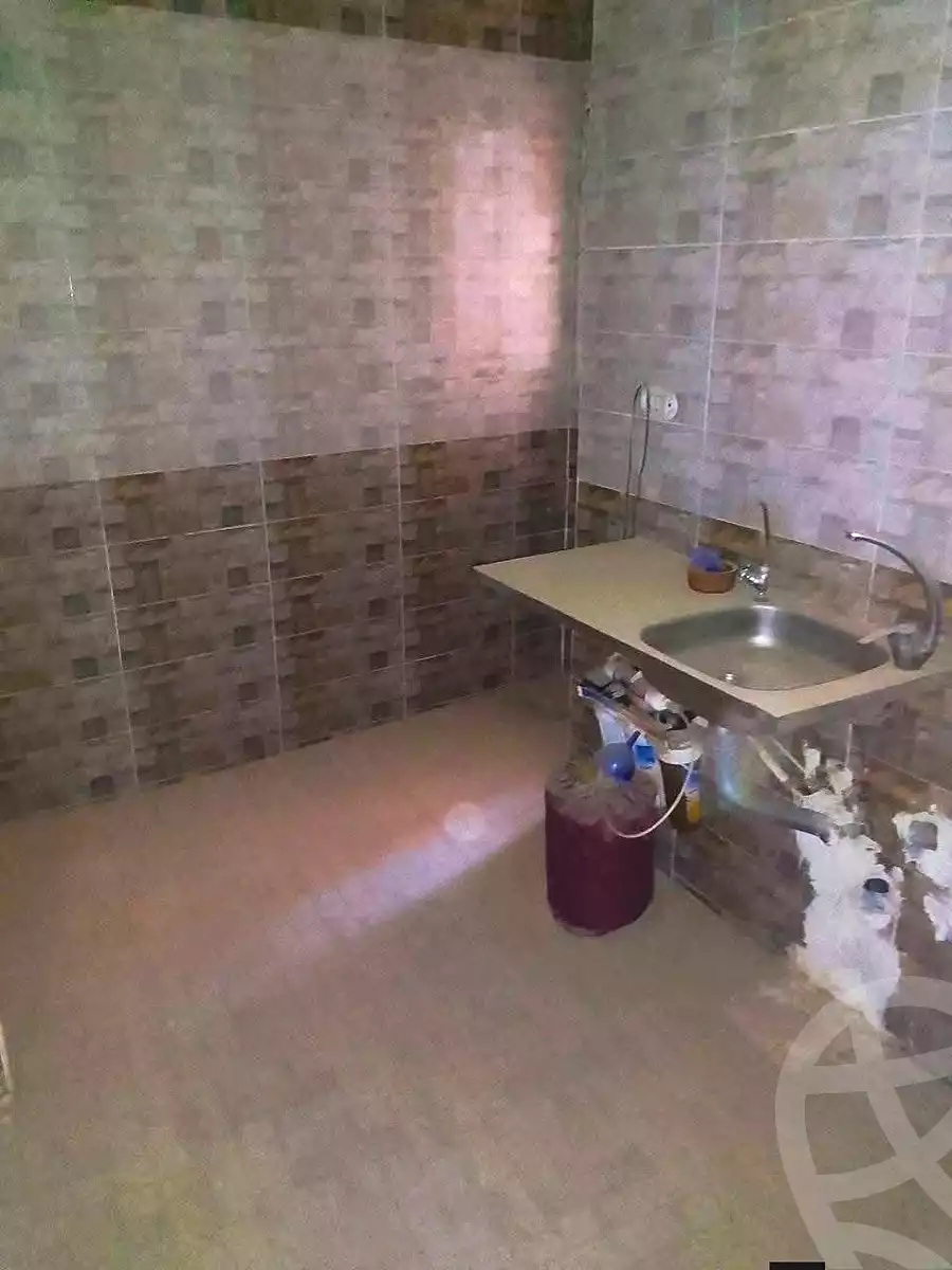 https://aqarmap.com.eg/ar/listing/7056076-for-sale-alexandria-al-agamy-lbytsh-qased-kareem-st