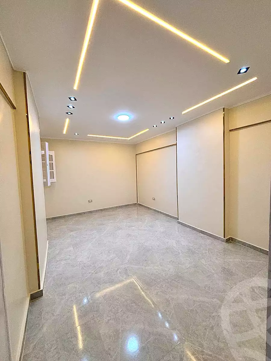 https://aqarmap.com.eg/ar/listing/7056324-for-sale-alexandria-sydy-bshr-sydy-bshr-bhry-street-15