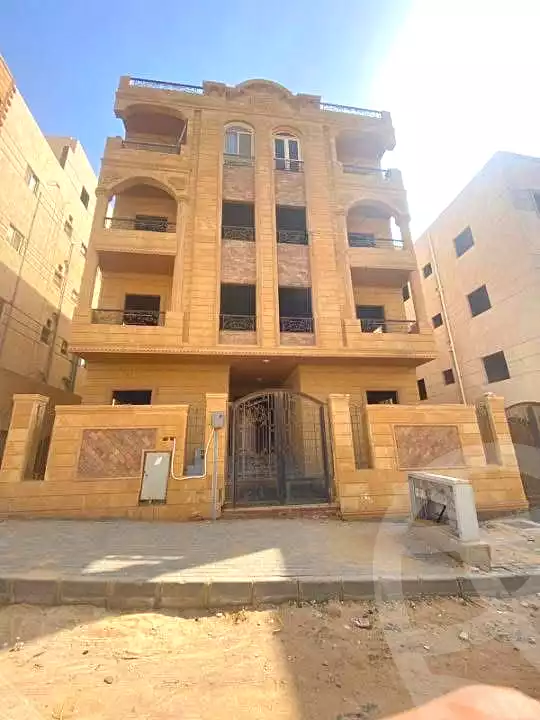 https://aqarmap.com.eg/en/listing/7056390-for-sale-cairo-badr-city-hai-el-ashgar-featured-neighborhood-bait-el-watan