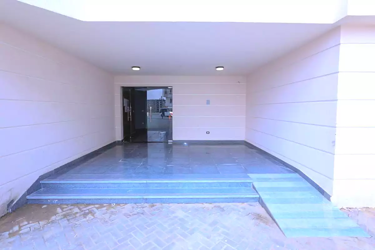 https://aqarmap.com.eg/ar/listing/7056410-for-sale-cairo-new-administrative-capital-r7-il-mondo