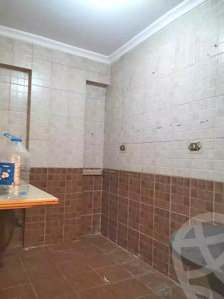 https://aqarmap.com.eg/en/listing/7056517-for-sale-alexandria-al-agamy-el-hanouvel-abo-el-shawareb-st