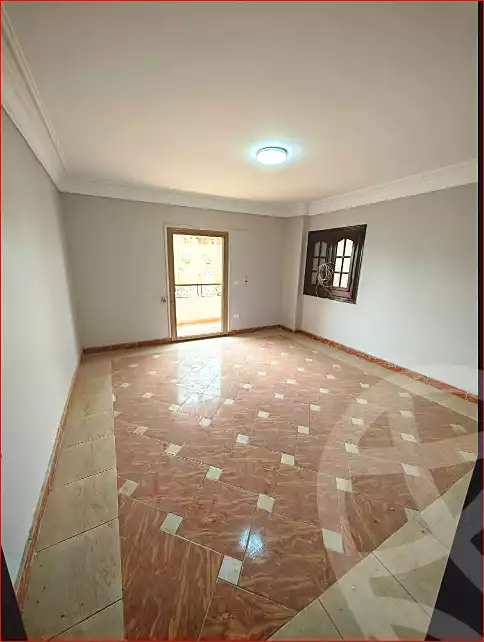 https://aqarmap.com.eg/ar/listing/7056750-for-sale-cairo-helwan-ahmed-enci-st
