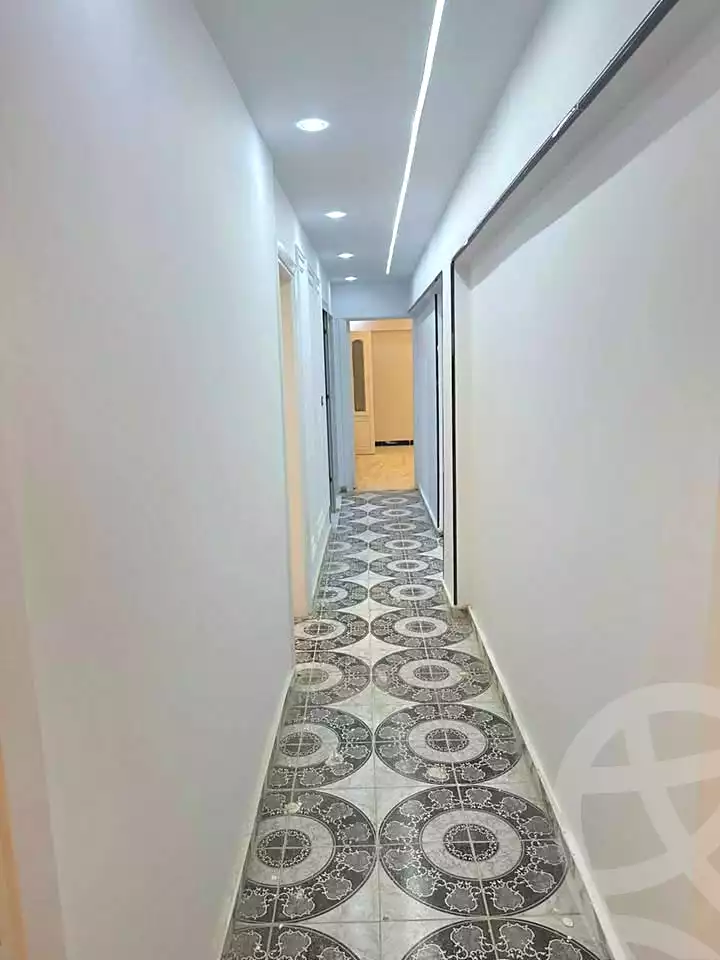 https://aqarmap.com.eg/ar/listing/7056827-for-sale-alexandria-al-agamy-el-hanouvel