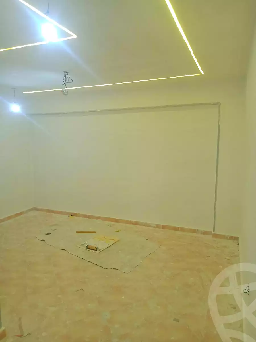 https://aqarmap.com.eg/ar/listing/7056928-for-sale-alexandria-al-agamy-el-hanouvel-radwan-st