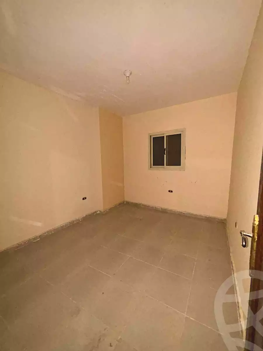 https://aqarmap.com.eg/ar/listing/7057359-for-sale-alexandria-al-agamy-lbytsh-el-hanafeya-st