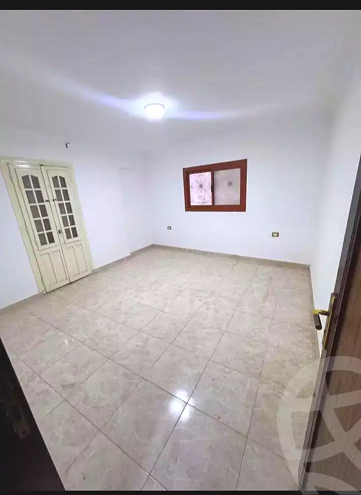 https://aqarmap.com.eg/ar/listing/7057367-for-sale-alexandria-al-agamy-lbytsh-al-kaada-st