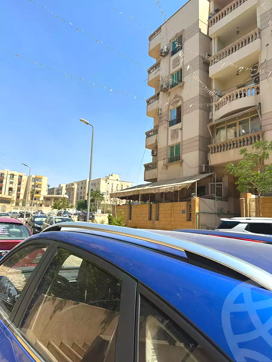 https://aqarmap.com.eg/ar/listing/7057402-for-sale-cairo-new-cairo-el-ahyaa-fourth-neighborhood-street-28