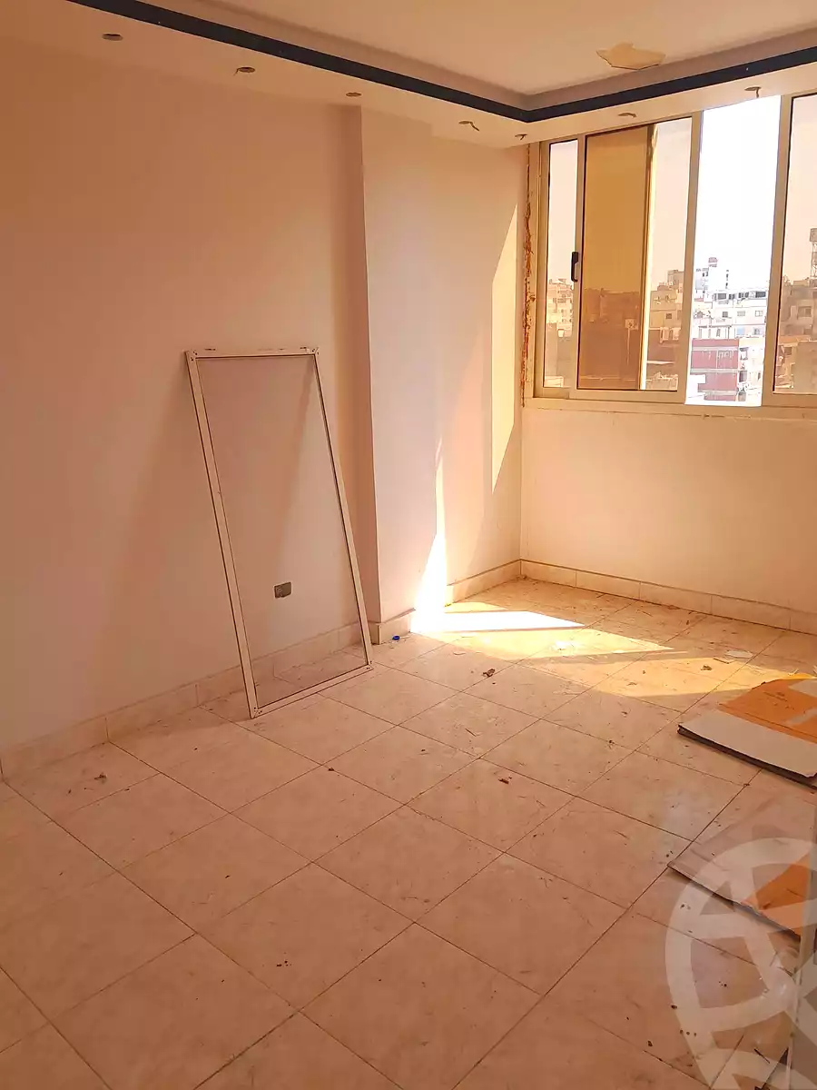 https://aqarmap.com.eg/ar/listing/7057525-for-sale-alexandria-al-agamy-el-hanouvel-radwan-st