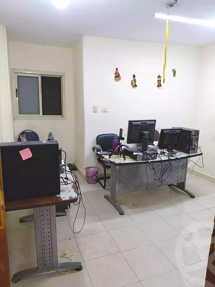 https://aqarmap.com.eg/ar/listing/7057842-for-sale-cairo-ain-shams-ain-shams-el-sharkia