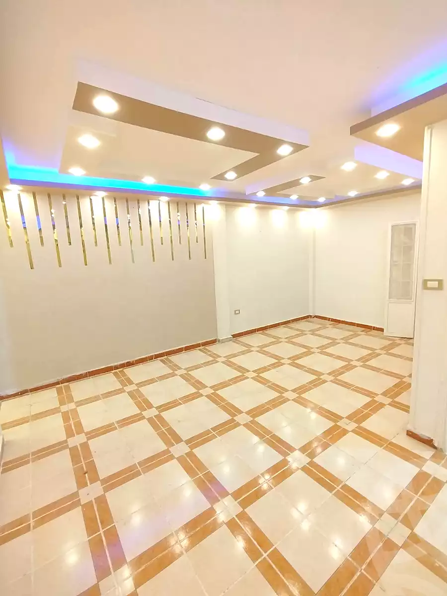 https://aqarmap.com.eg/ar/listing/7057897-for-sale-alexandria-lsywf-el-falki