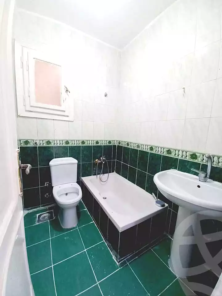 https://aqarmap.com.eg/ar/listing/7057938-for-sale-alexandria-al-agamy-shataa-el-nakheel