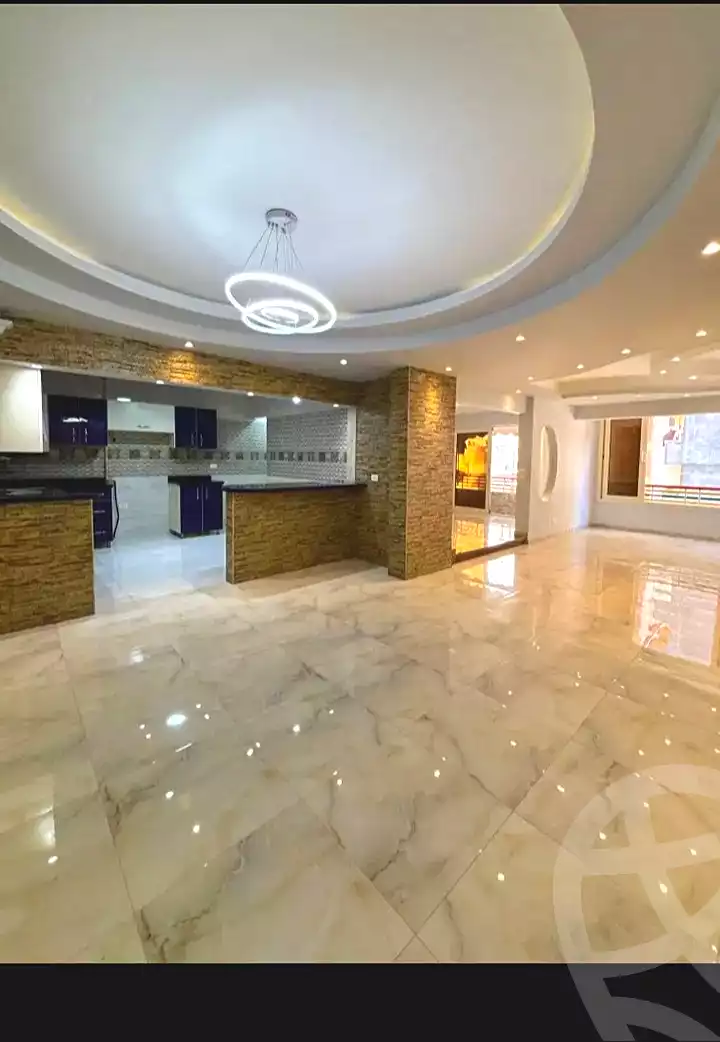https://aqarmap.com.eg/ar/listing/7057926-for-sale-alexandria-miami-el-sebaey-st