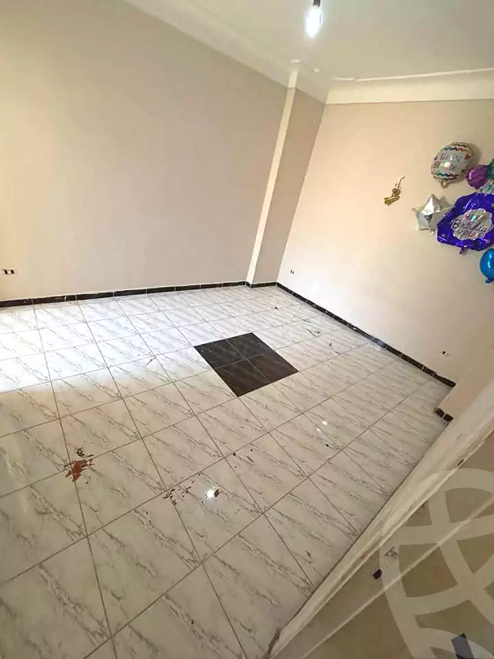 https://aqarmap.com.eg/ar/listing/7058051-for-rent-alexandria-al-agamy-lbytsh