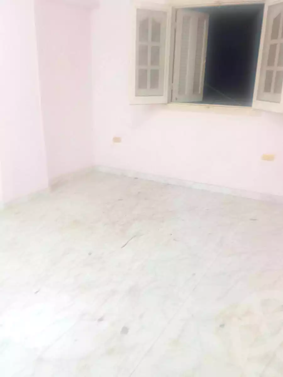 https://aqarmap.com.eg/ar/listing/7058060-for-sale-cairo-ain-shams-ain-shams-el-sharkia